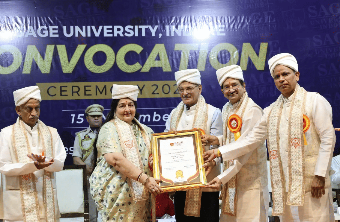 SAGE University Indore Convocation photo 8